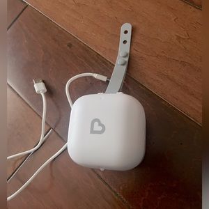 Munchkin UV Pacifier sterilizer with cord charger